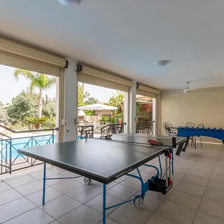 Sandy Villa