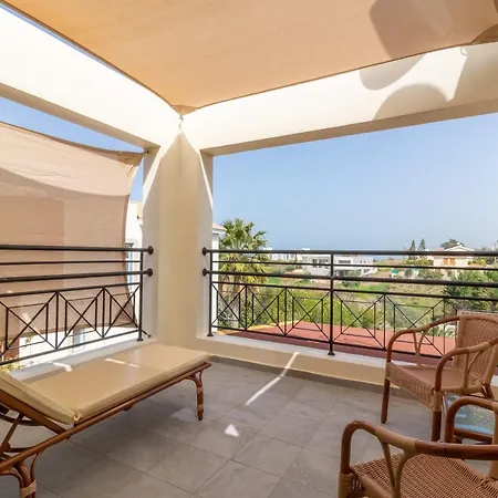 Villa Sandy Polis