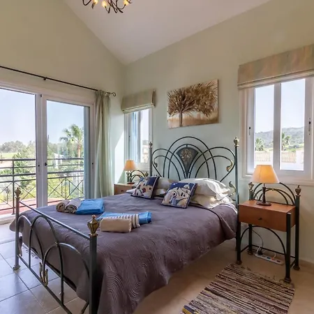 Sandy Villa