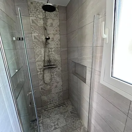 Sandy Villa